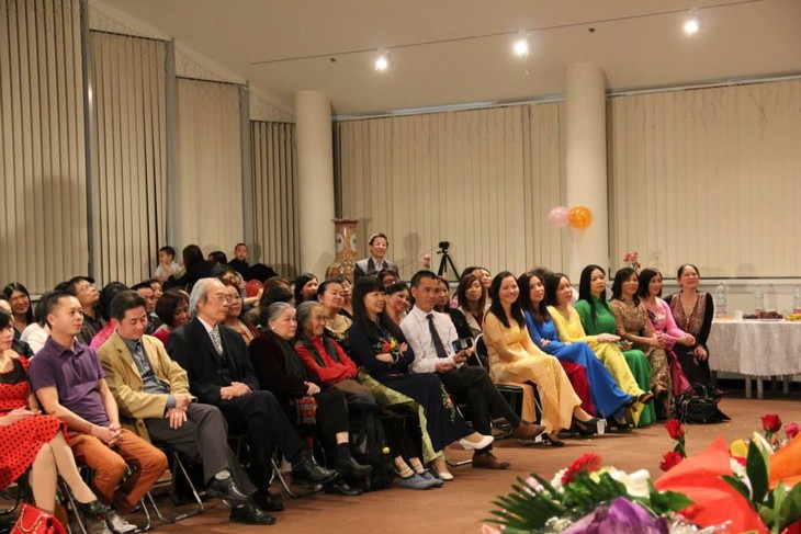 Đêm hội tôn vinh phụ nữ Việt Nam tại Hungary - ảnh 8